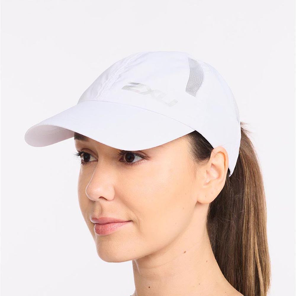 2XU Unisex Run Cap - White / White
