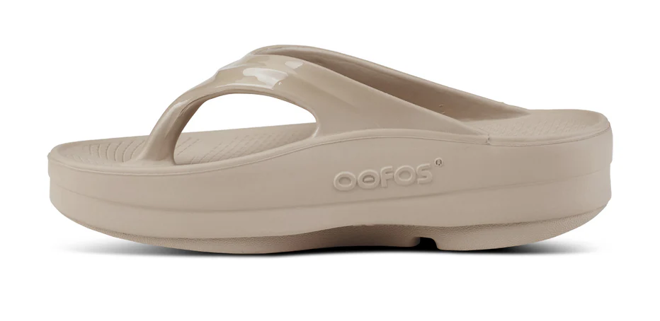 Explore OOFOS Women OOmega OOlala - Nomad for trail, outdoor & lifestyle use | Liv Activ Singapore