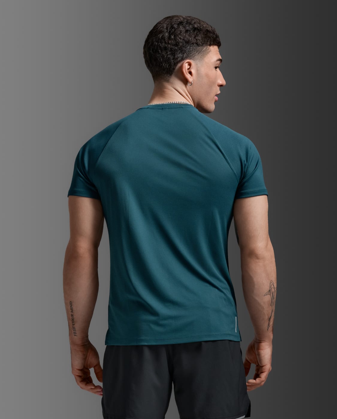 2XU Men Aero Mesh Tee - Dark Moss / Silver Reflective
