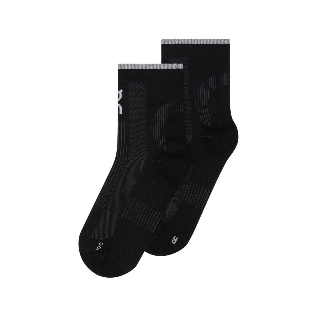 Explore On Unisex Performance Run Sock Mid - Black / Eclipse for trail, outdoor & lifestyle use | Liv Activ Singapore