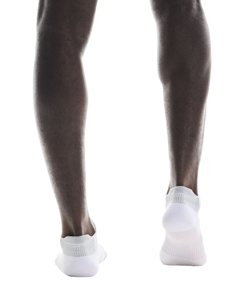 Explore On Unisex Performance Run Sock Low - White / Glacier for trail, outdoor & lifestyle use | Liv Activ Singapore