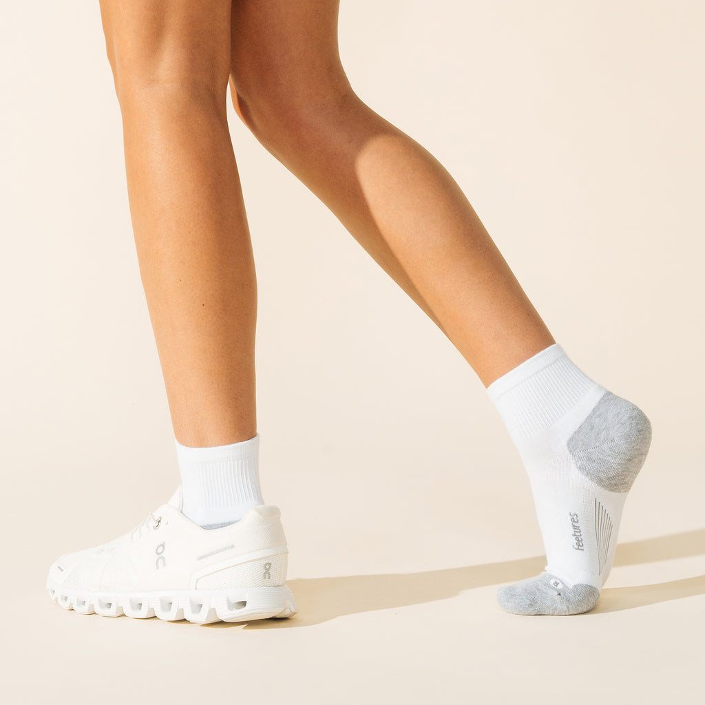 Explore Feetures Active Elite Max Cushion Quarter - White for trail, outdoor & lifestyle use | Liv Activ Singapore