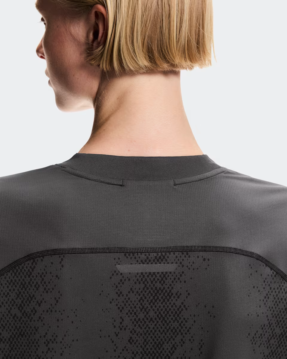 Explore On Women Performance Volt-T - Iron for trail, outdoor & lifestyle use | Liv Activ Singapore