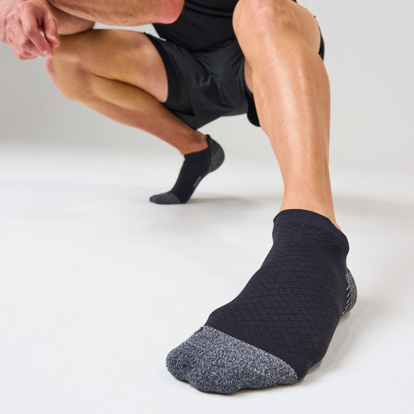 Explore Feetures Plantar Fasciitis Relief Light Cushion No Show Tab - Black for trail, outdoor & lifestyle use | Liv Activ Singapore