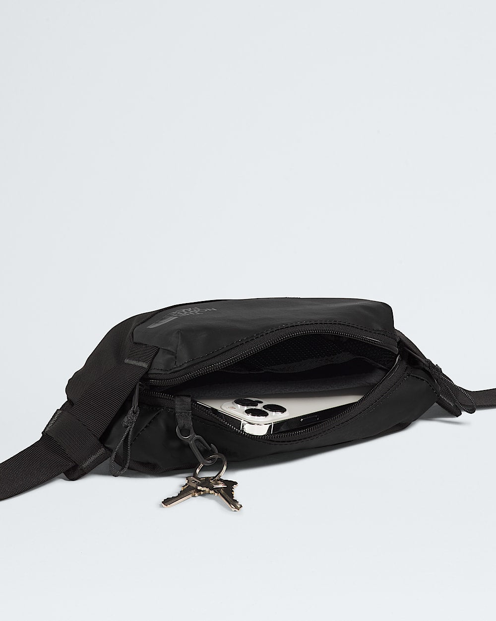 The North Face Base Camp Voyager Lumbar - TNF Black/Asphalt Grey