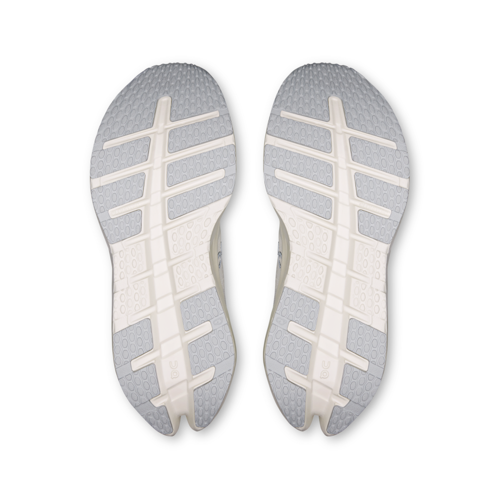 On Women Cloudrunner 3 Wide - White / Ivory
