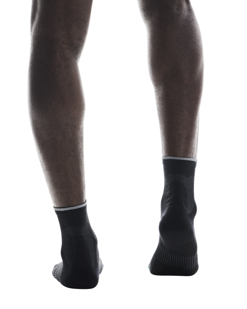 On Unisex Elite Run Sock Mid - Black / Magnet