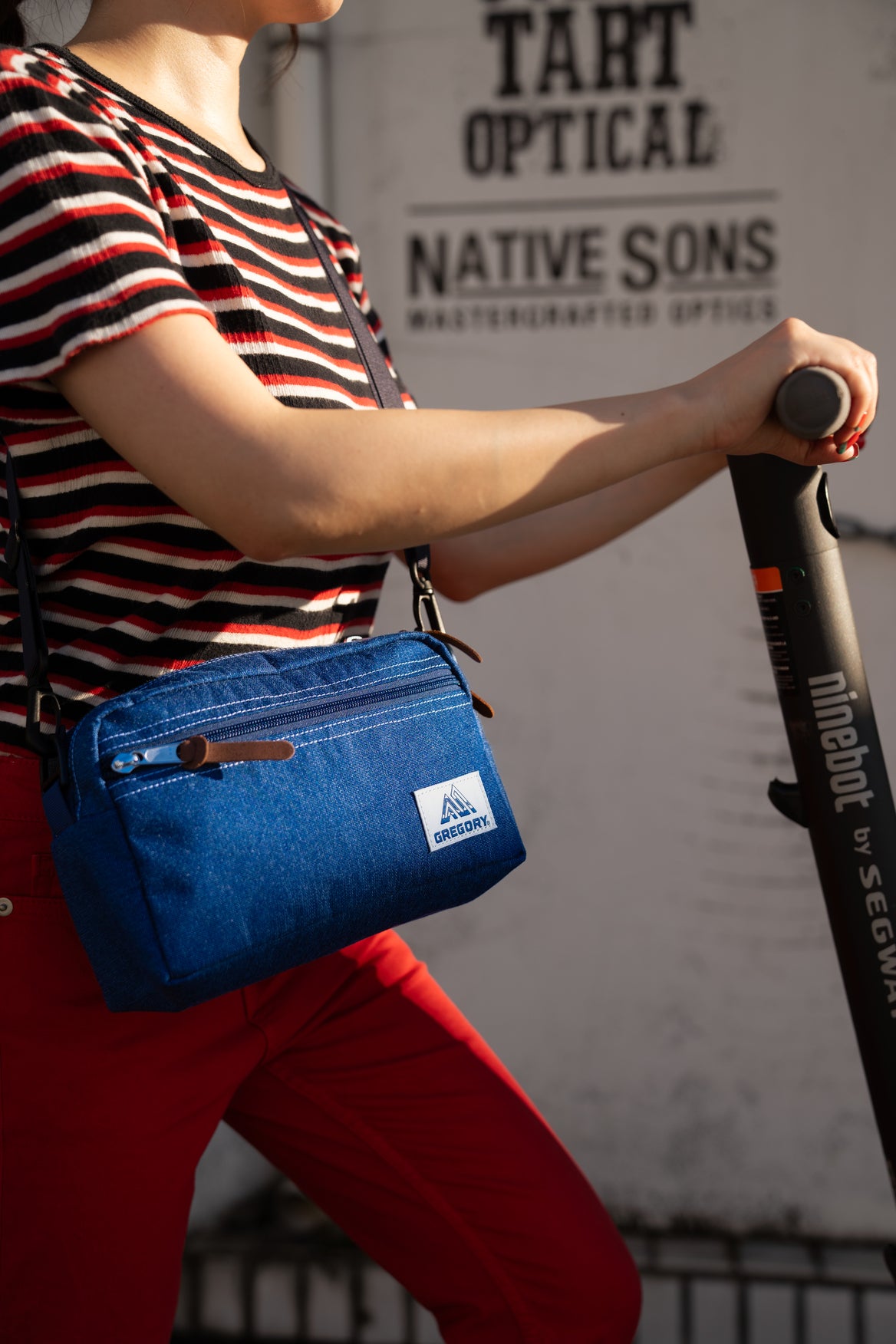 Gregory Pad Shoulder Pouch Medium - 2 Colours