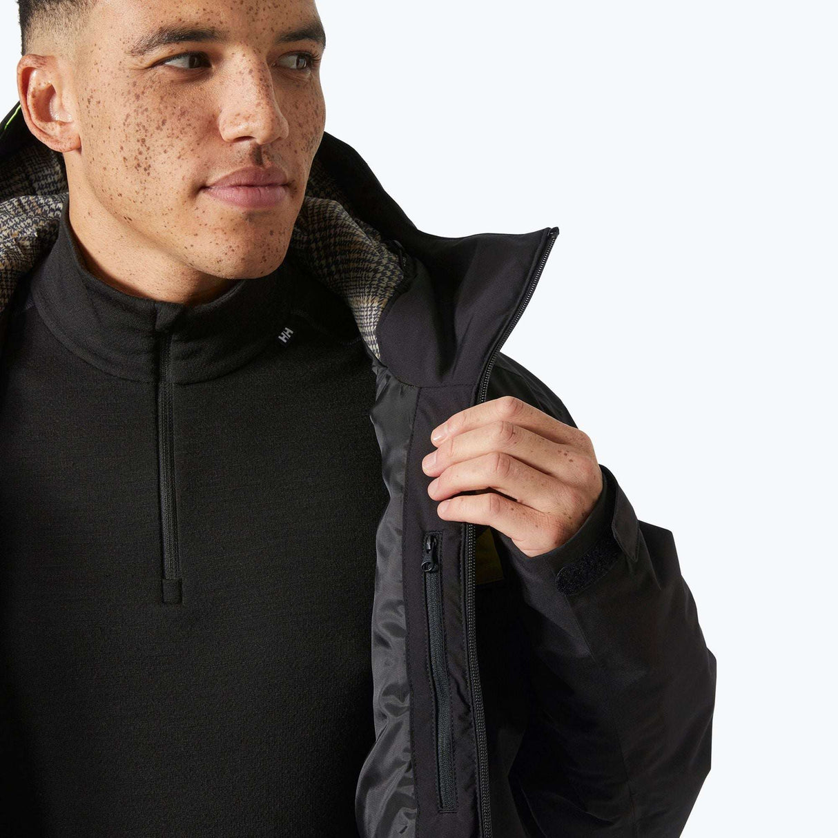 Explore Helly Hansen Men Panorama 2.0 Insulated Jacket - Black for trail, outdoor & lifestyle use | Liv Activ Singapore