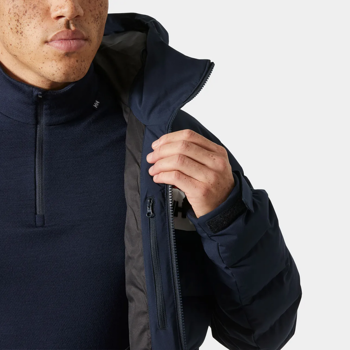 Explore Helly Hansen Men Bossanova Puffy Jacket - Navy for trail, outdoor & lifestyle use | Liv Activ Singapore