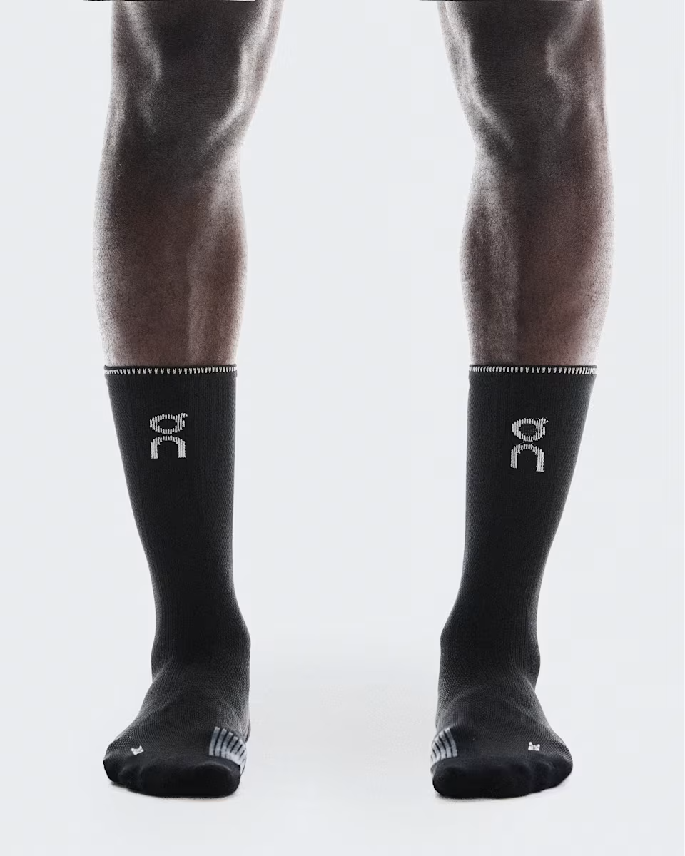 Explore On Unisex Performance Run Sock High - Black / Eclipse for trail, outdoor & lifestyle use | Liv Activ Singapore