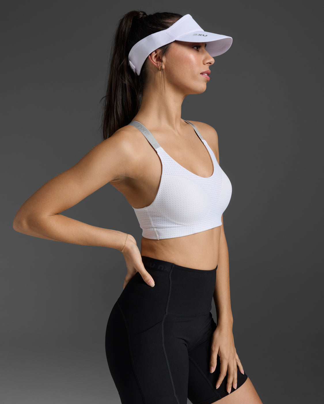 2XU Unisex Run Visor - White / White