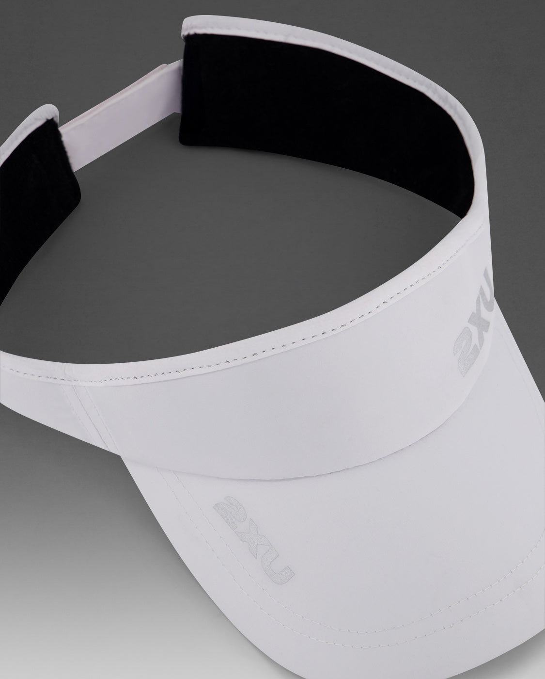 2XU Unisex Run Visor - White / White