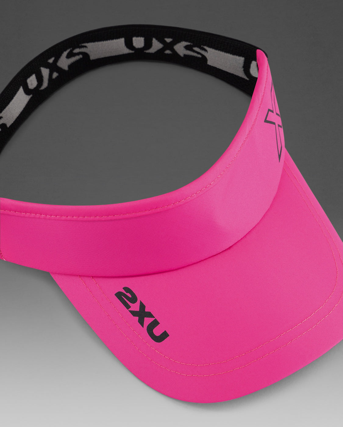 2XU Unisex Performance Visor - Fuchsia / Black