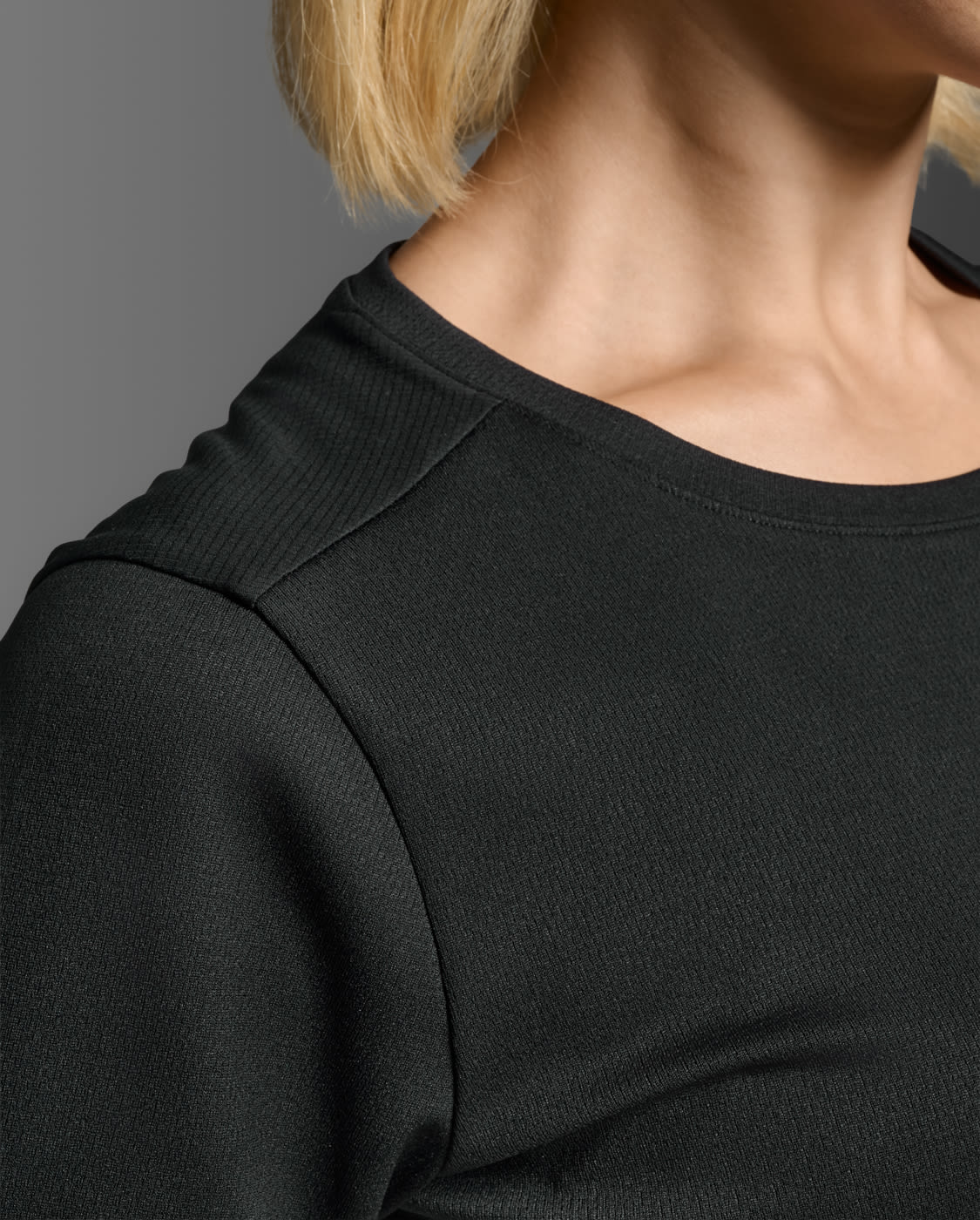 2XU Women Aero Mesh Tee - Black / Silver Reflective