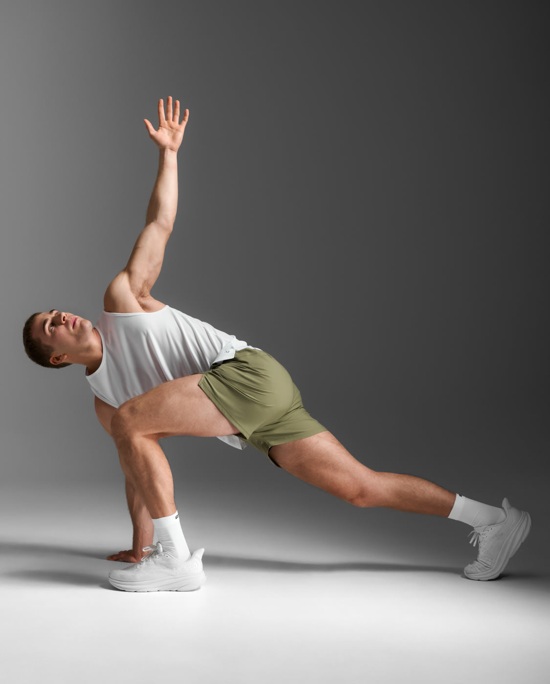 2XU Men Aero 5 Inch Shorts - Hunter / Black Reflective