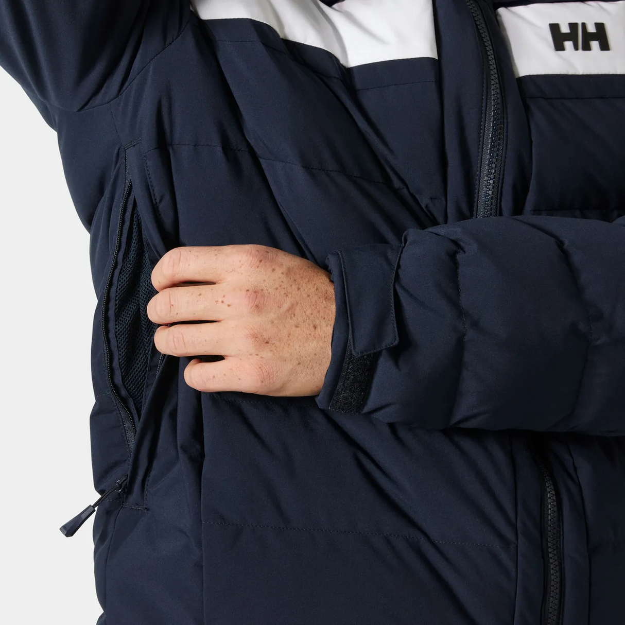 Explore Helly Hansen Men Bossanova Puffy Jacket - Navy for trail, outdoor & lifestyle use | Liv Activ Singapore