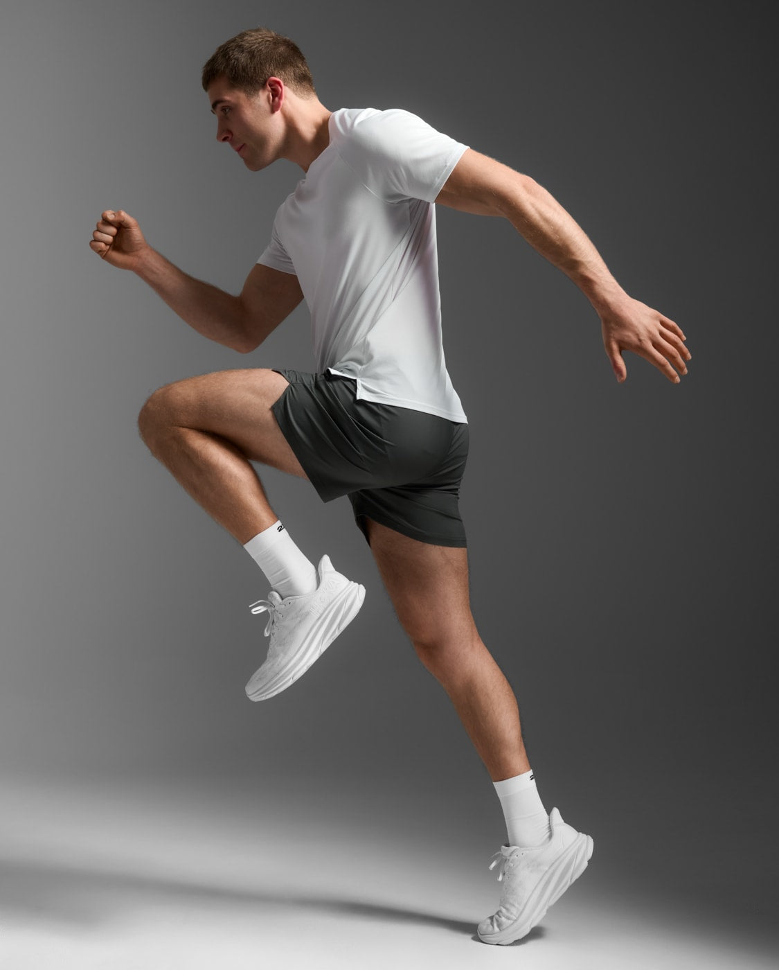 2XU Men Aero 5 Inch Shorts - Jupiter / Black Reflective