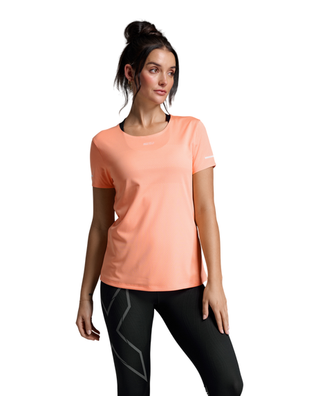 2XU Women Light Speed Tech Tee - Digital Peach / White Reflective