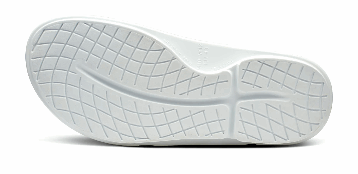 Explore OOFOS Unisex OOahh Sport Flex - White for trail, outdoor & lifestyle use | Liv Activ Singapore