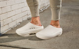 Explore OOFOS Unisex Cloog Plus - Chalk for trail, outdoor & lifestyle use | Liv Activ Singapore