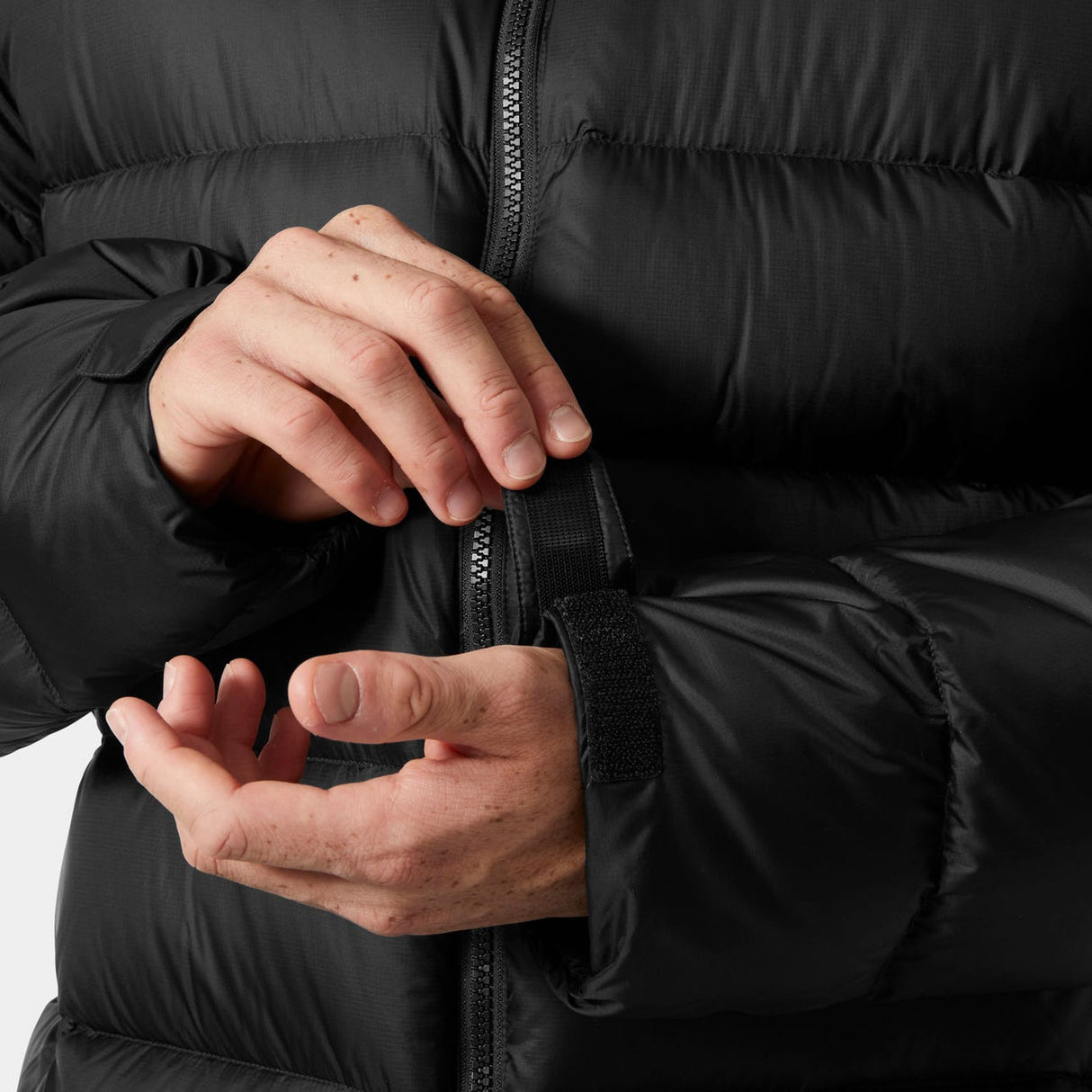 Helly Hansen Men Glacier Down Jacket - Black