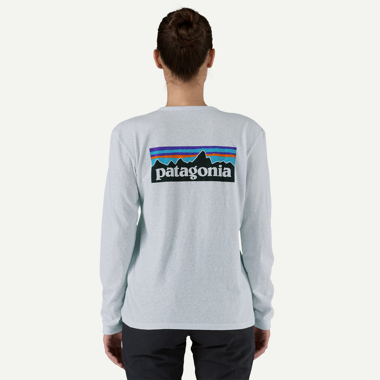 Patagonia Women Long-Sleeved P-6 Logo Responsibili-Tee - White