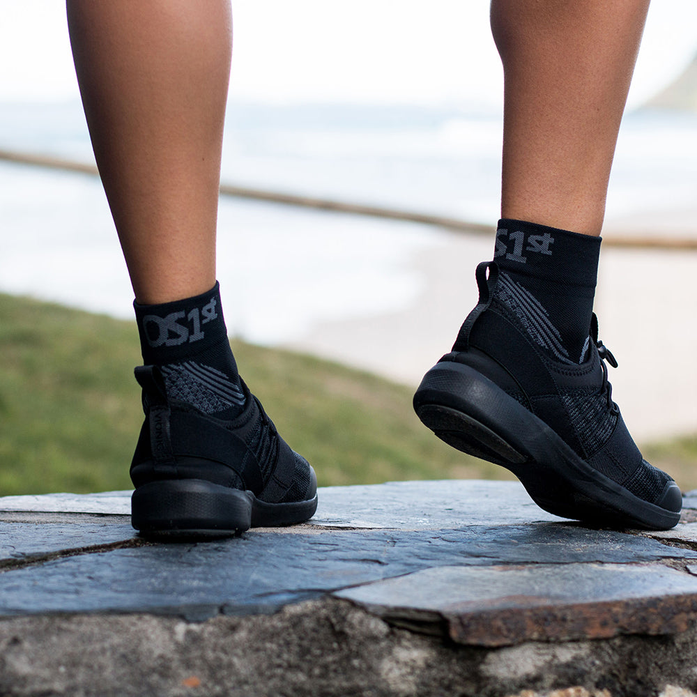 OS1st FS4 Plantar Fasciitis 1/4 Crew Socks - Black / Grey – Liv Activ