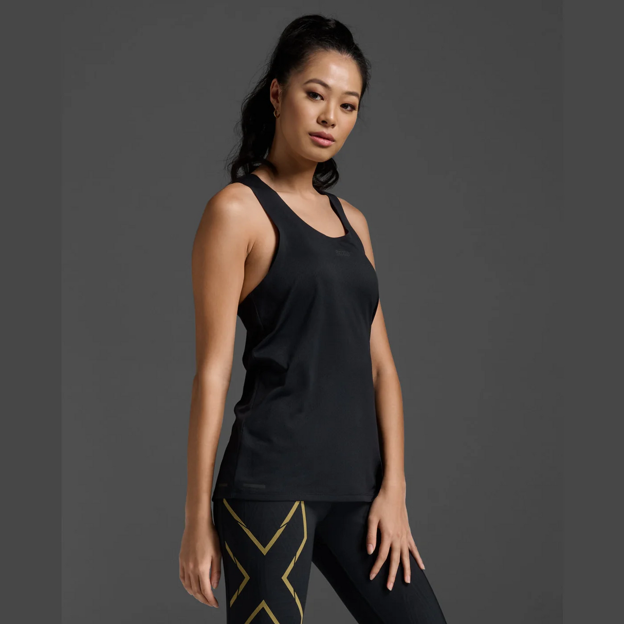 2XU Women Light Speed Tech Singlet - Black / Black Reflective