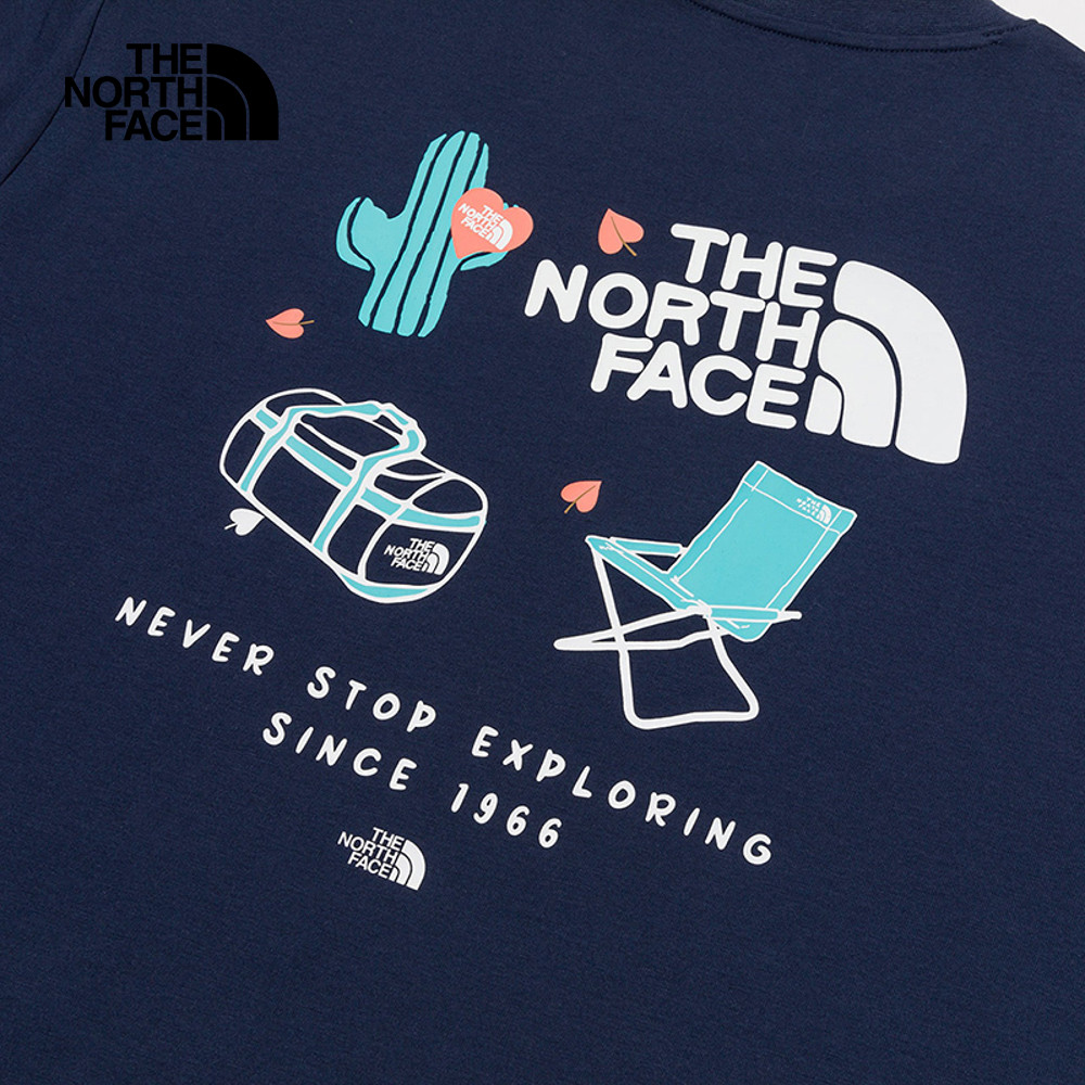 The North Face Unisex Camp Duffel SS Tee Graphic - AP Summit Navy