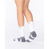 2XU Unisex Vectr Light Cushion Crew Socks - White / Grey