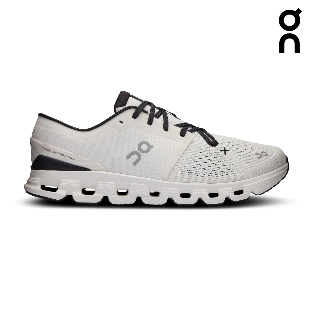On Cloud スニーカー ブラック ホワイト On Men Cloud X 4 - Ivory / Black – Liv Activ