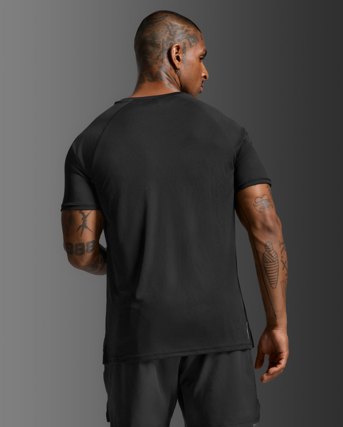 2XU Men Aero Mesh Tee - Black / Silver Reflective