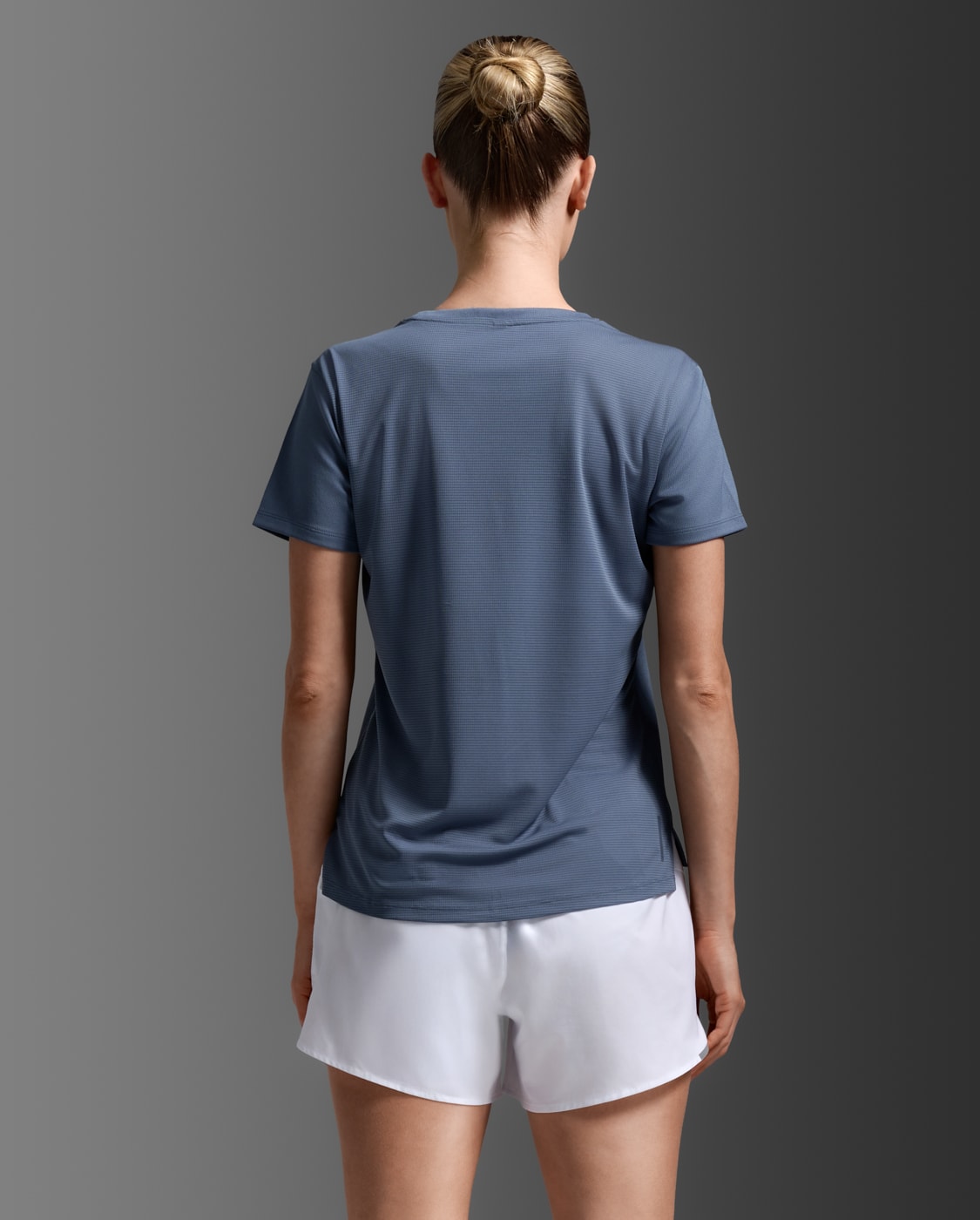 2XU Women Aero Mesh Tee - Indigo / Indigo Reflective