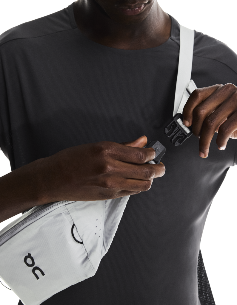 On Waist Pack 2L Lite Bag Oncloud Waist Pack 2L Lite New Unisex Pack Essentials Basic