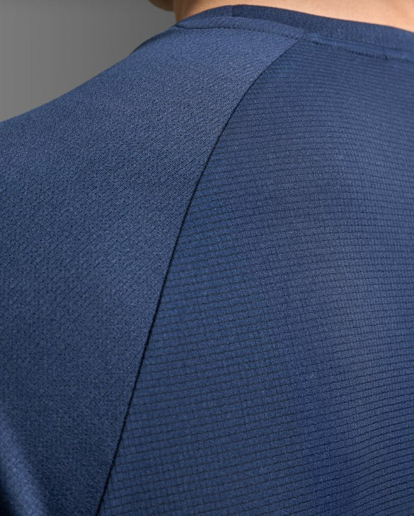 2XU Men Aero Mesh Tee - Midnight / Silver Reflective – Liv Activ