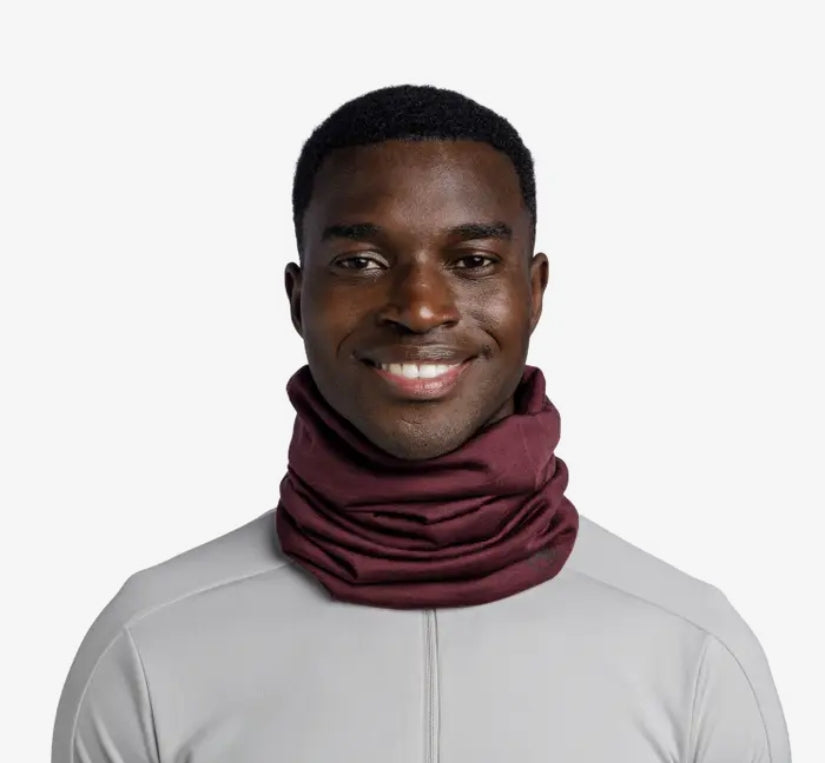 BUFF® Merino Lightweight Neckwear - Solid Garnet OS