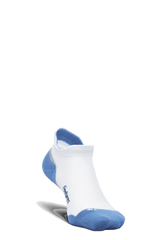 Explore Feetures Active Elite Max Cushion No Show Tab - White Tide for trail, outdoor & lifestyle use | Liv Activ Singapore