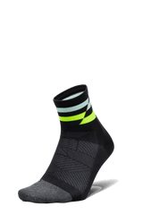 Explore Feetures Active Elite Ultra Light Cushion Quarter - Night Track for trail, outdoor & lifestyle use | Liv Activ Singapore