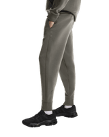 Explore On Men Focus Tech Sweatpants - Shadow for trail, outdoor & lifestyle use | Liv Activ Singapore