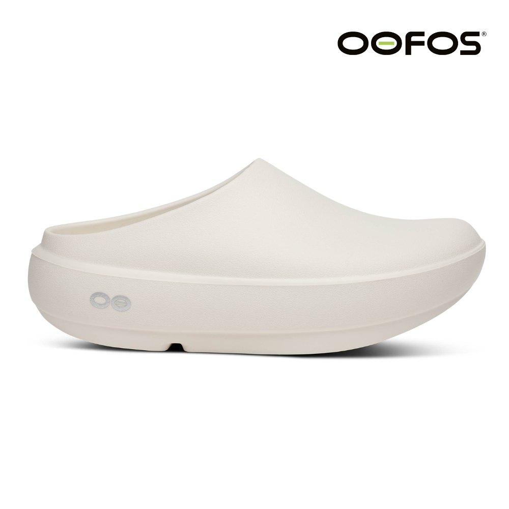 Explore OOFOS Unisex Cloog Plus - Chalk for trail, outdoor & lifestyle use | Liv Activ Singapore