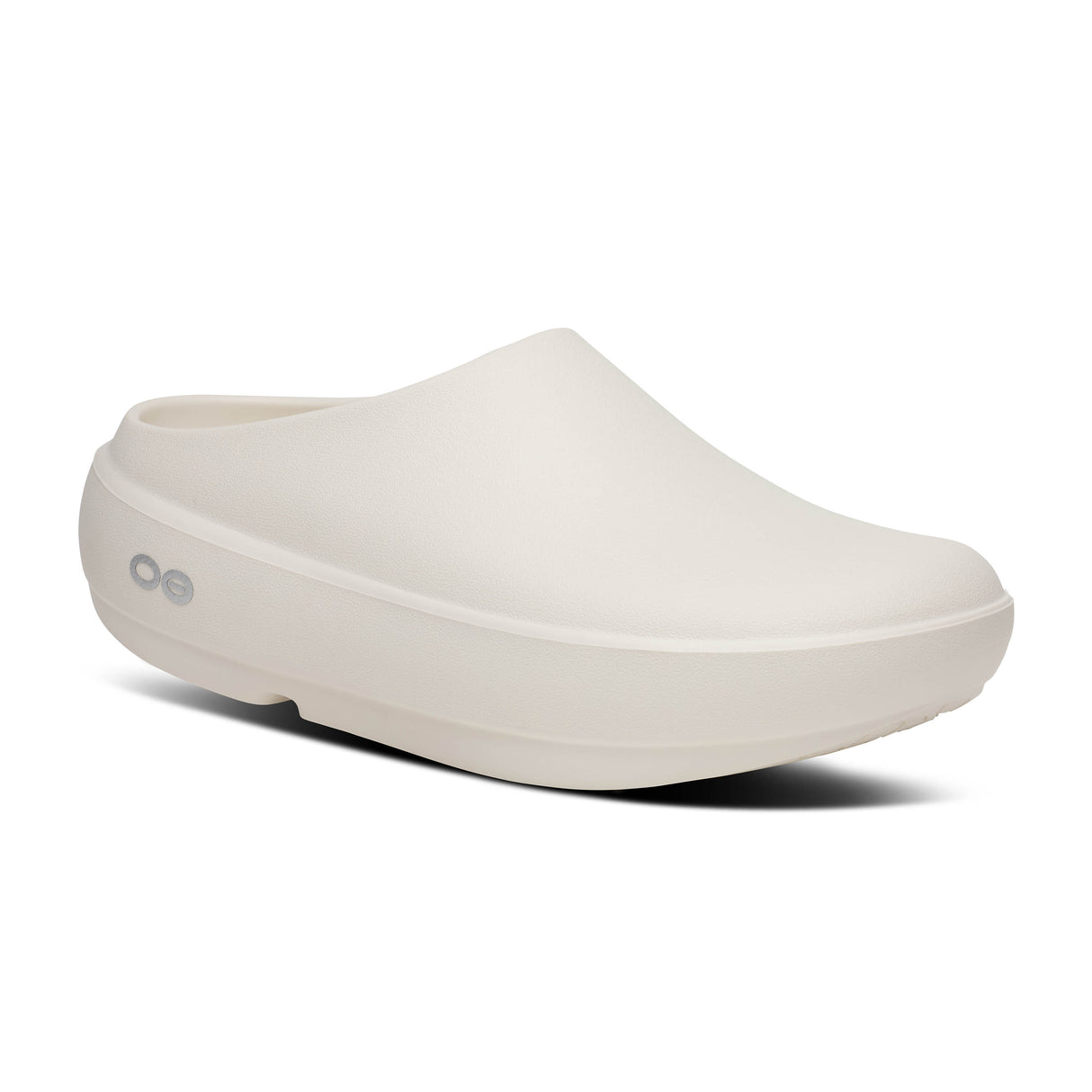 Explore OOFOS Unisex Cloog Plus - Chalk for trail, outdoor & lifestyle use | Liv Activ Singapore