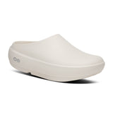 Explore OOFOS Unisex Cloog Plus - Chalk for trail, outdoor & lifestyle use | Liv Activ Singapore