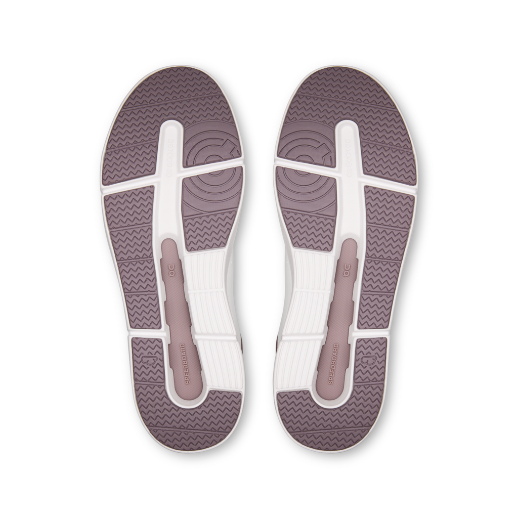 Explore On Women The Roger Advantage - White / Heron for trail, outdoor & lifestyle use | Liv Activ Singapore