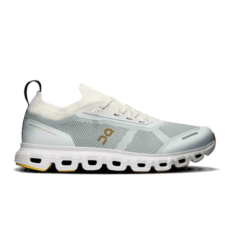 Explore On Women Cloud 6 Versa - Ice / Spirulina for trail, outdoor & lifestyle use | Liv Activ Singapore