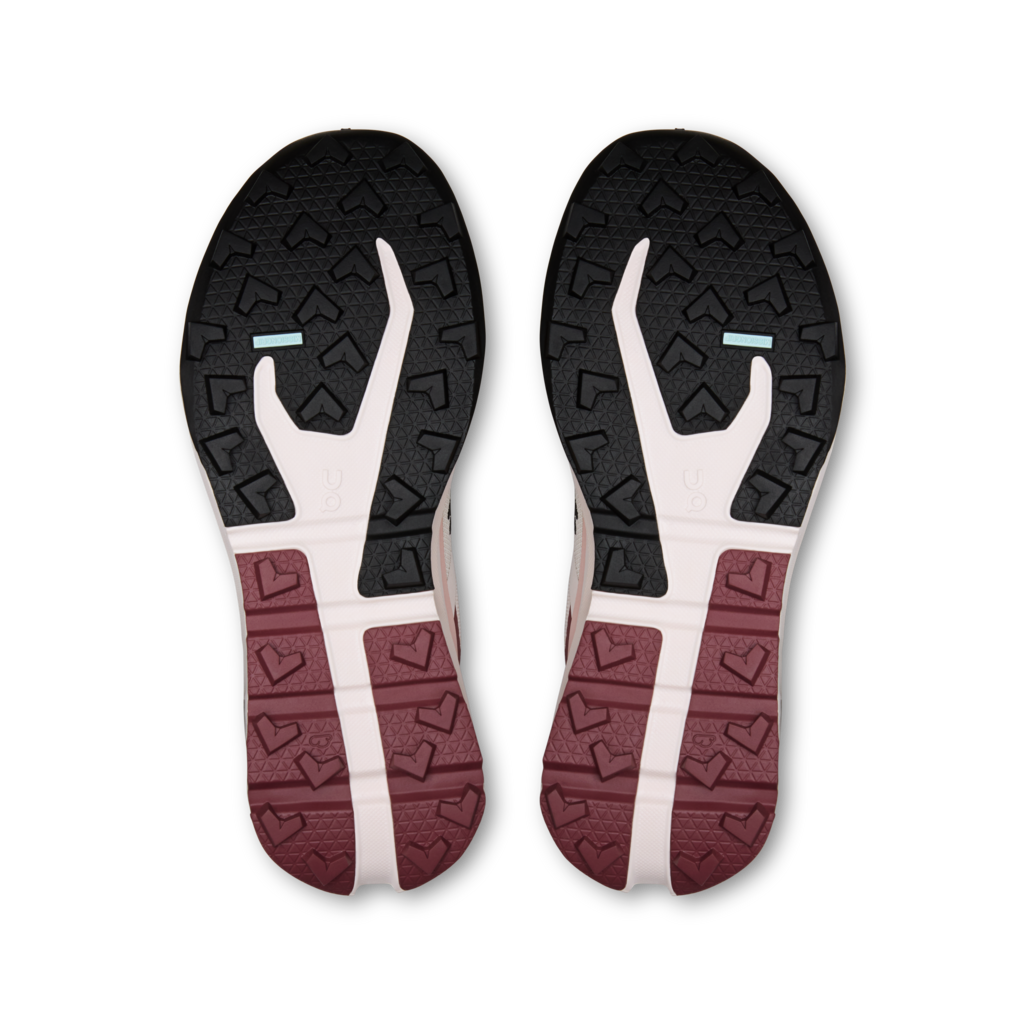 Explore On Women Cloudvista 3 - Oyster / Barberry for trail, outdoor & lifestyle use | Liv Activ Singapore
