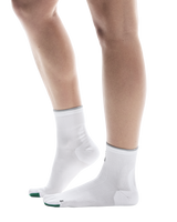 On Unisex Elite Run Sock Mid - White / Ivory