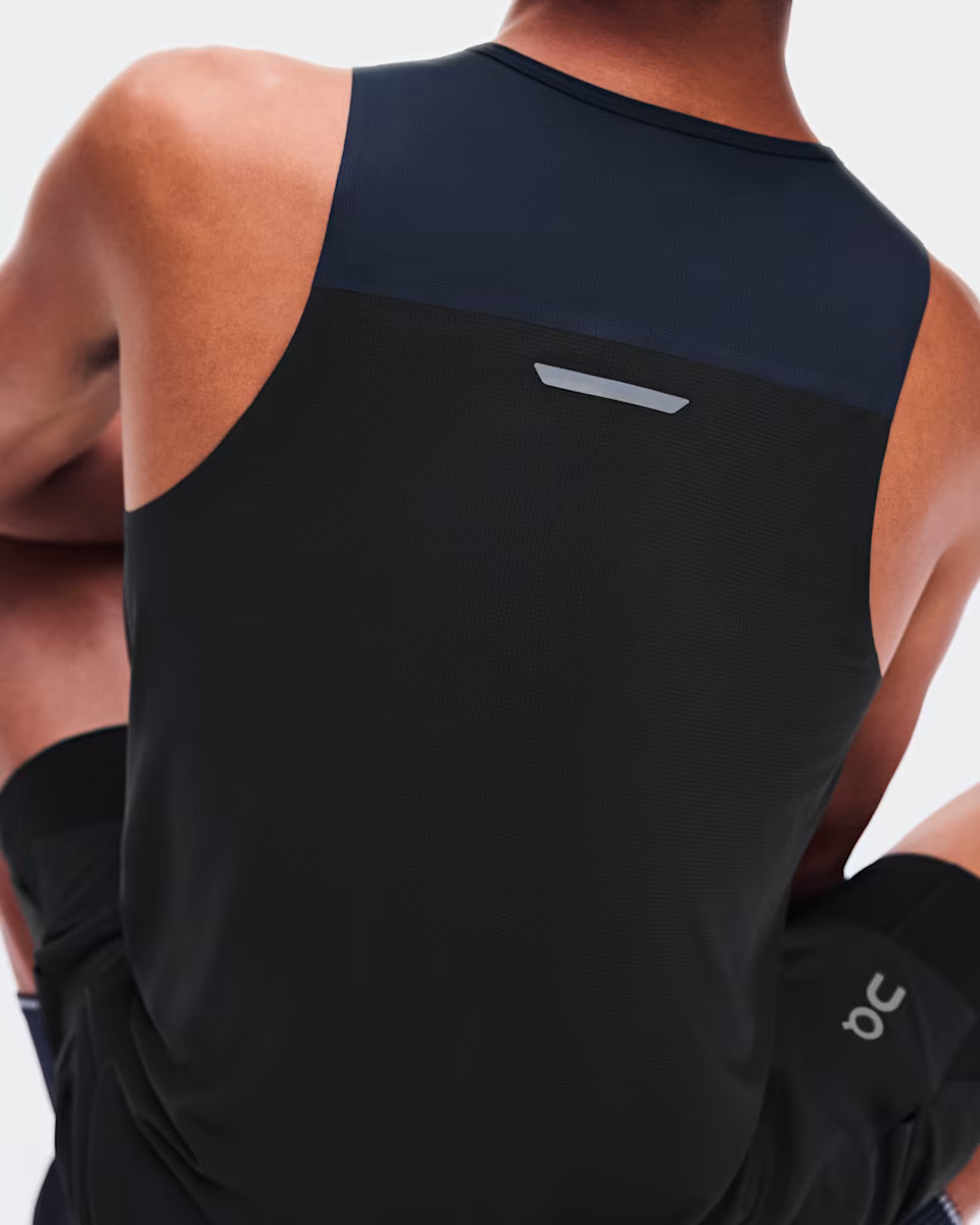 On Men Performance Tank - Navy / Black