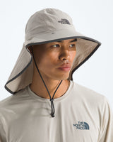 The North Face Class V Convertible Sunshield - Stone Slab