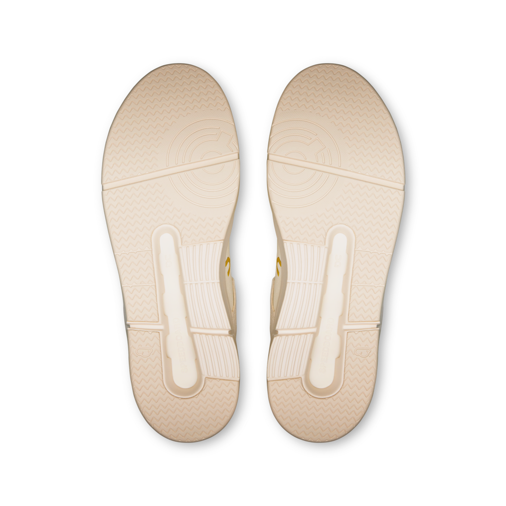 Explore On Women The Roger Clubhouse Ace - Ivory / Dew for trail, outdoor & lifestyle use | Liv Activ Singapore